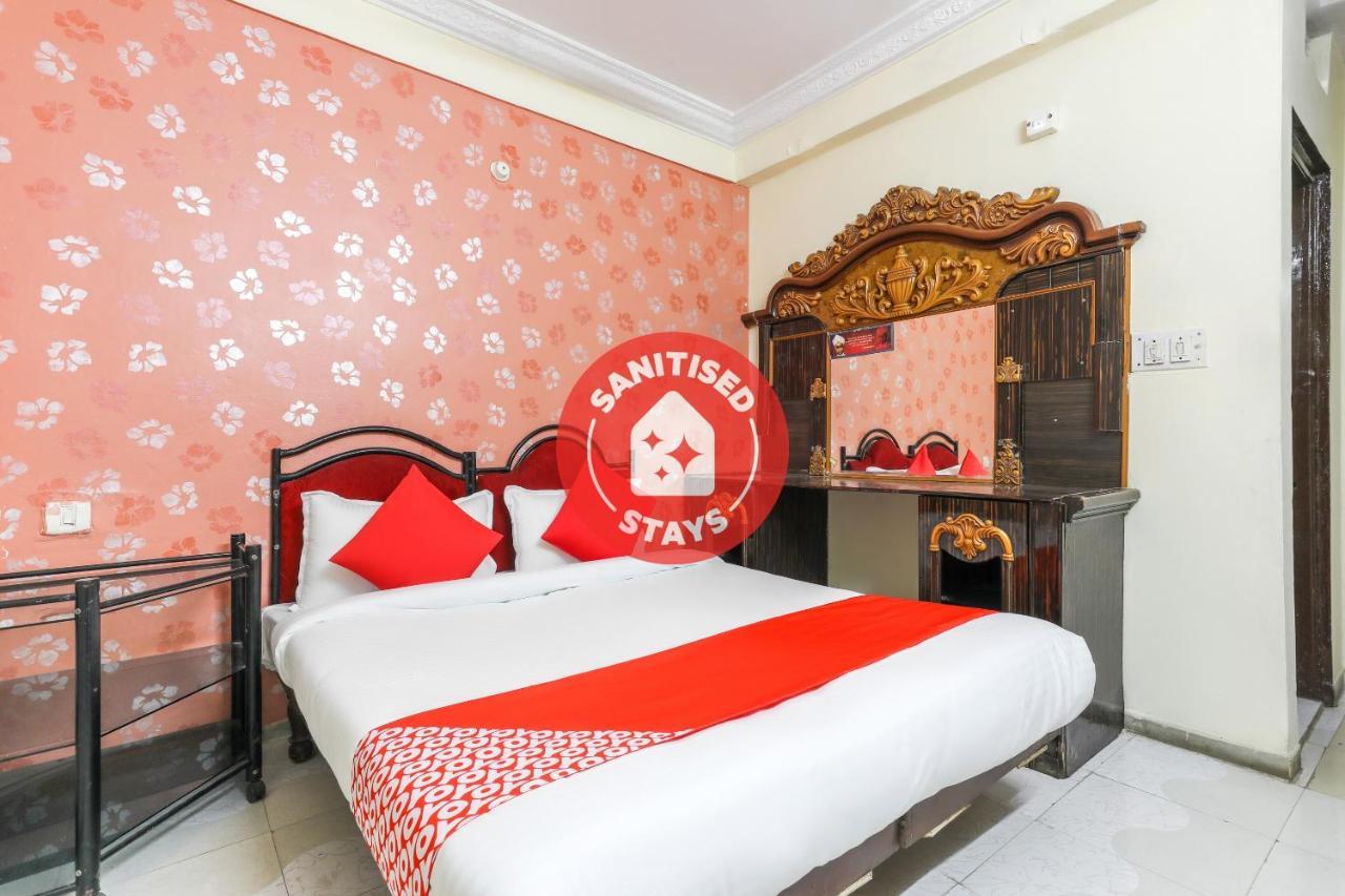 โอโย 62194 เพลชเชอร์ พาเลซ Hotel อินดอร์ ภายนอก รูปภาพ